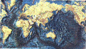 Mappa dei fondali marini, in blu scurissimo sono rappresentate le dorsali oceaniche
