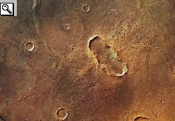 Foto della sonda Mars Express del cratere ellittico presente nella Hesperia Planum.