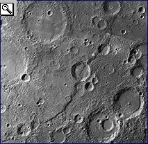 Fotografie della Discovery Rupes dalla Mariner 10
