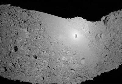 L'ombra della sonda a 384 m dalla superficie