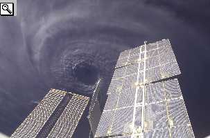 Il ciclone Ivan, che ha colpito le coste centroamericane nell'agosto 2004, fotografato dalla ISS