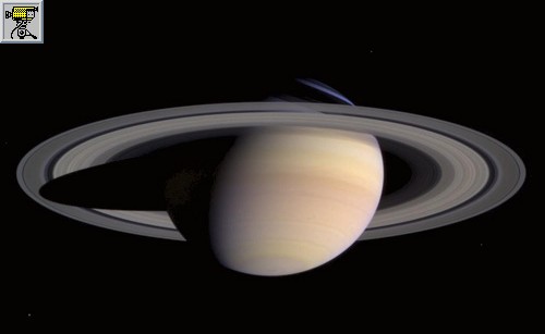 Saturno fotografato dalla Cassini e filmato in cui si vedono le variazioni di luminosità degli anelli al variare della loro inclinazione rispetto all'osservatore