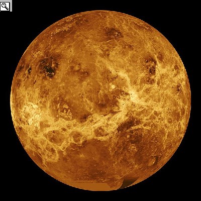 Foto di un emisfero di Venere e mappa dell'intera superficie