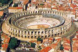 L'anfiteatro romano di Arles